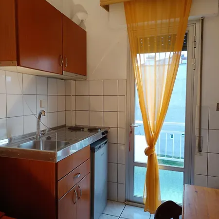 Olga Aparthotel *