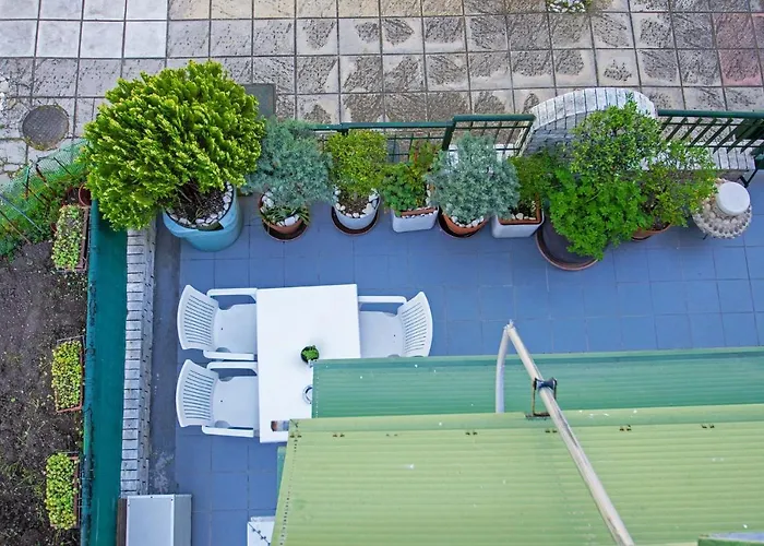 Olga 3* Olympiakí Aktí